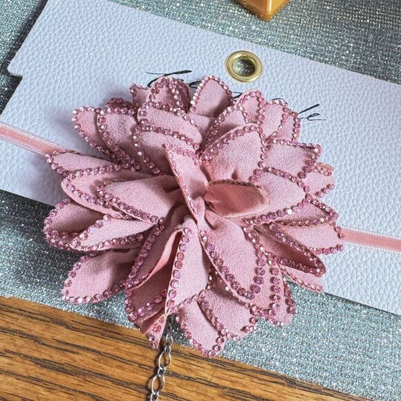 New! Free People Pink Floral Embellished Choker Necklace - Picture 11 of 16